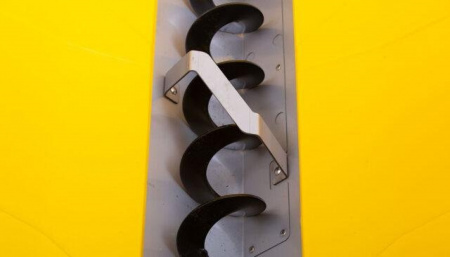 New SnowEx 1.5CY Renegade Helixx P150A Poly Hopper Spreader **w/Lid, Inverted V, & Helixx Auger