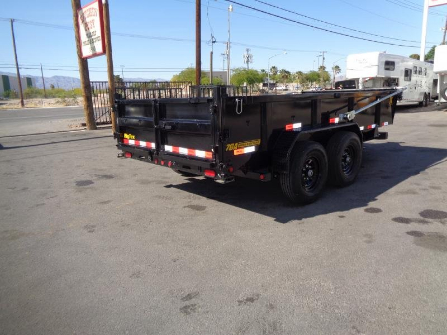 New 2025 Big Tex Trailers 14XD-16 Dump Trailer
