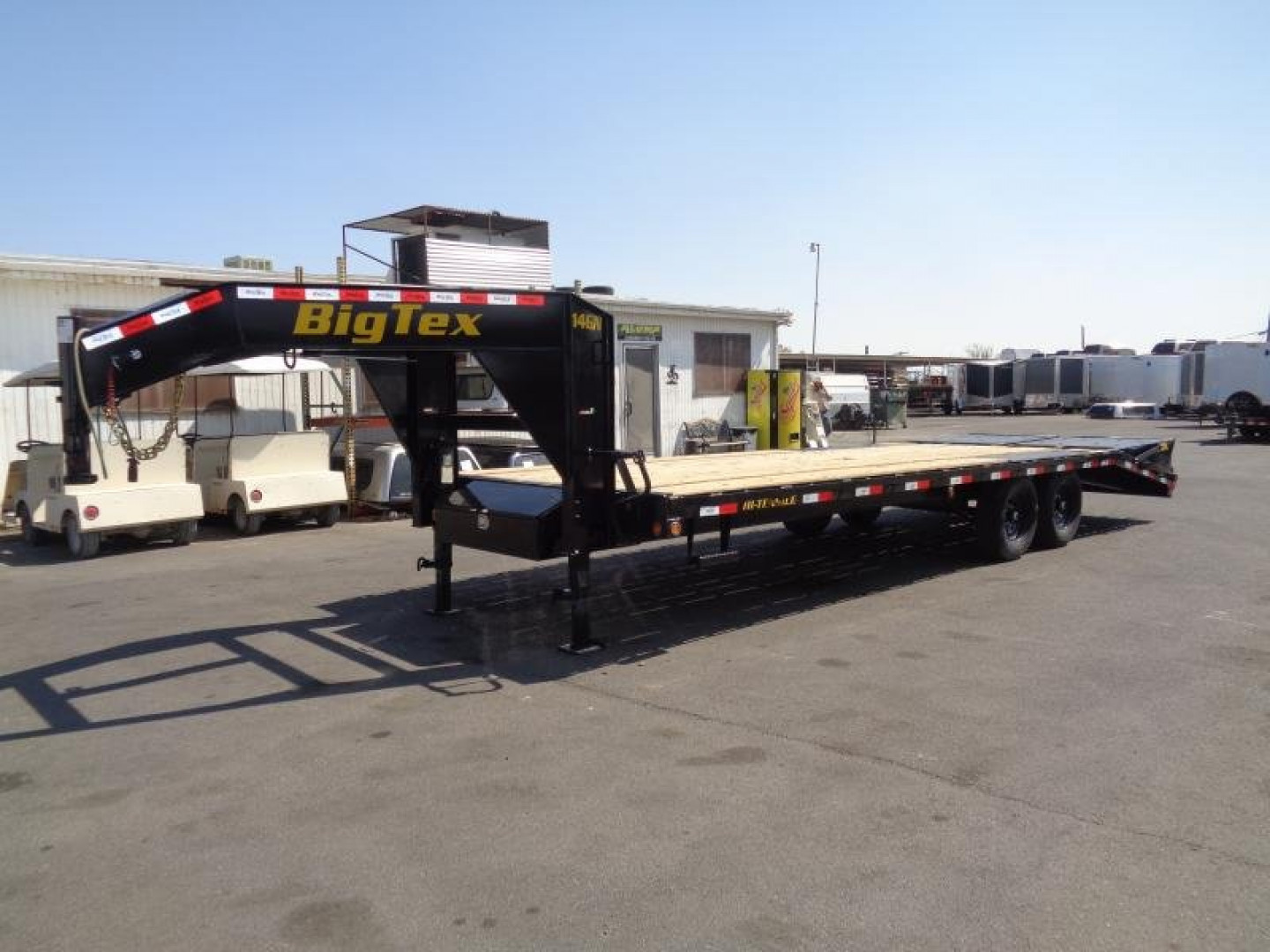 New 2023 Big Tex Trailers 14GN-20+5MR Gooseneck Flatbed Trailer