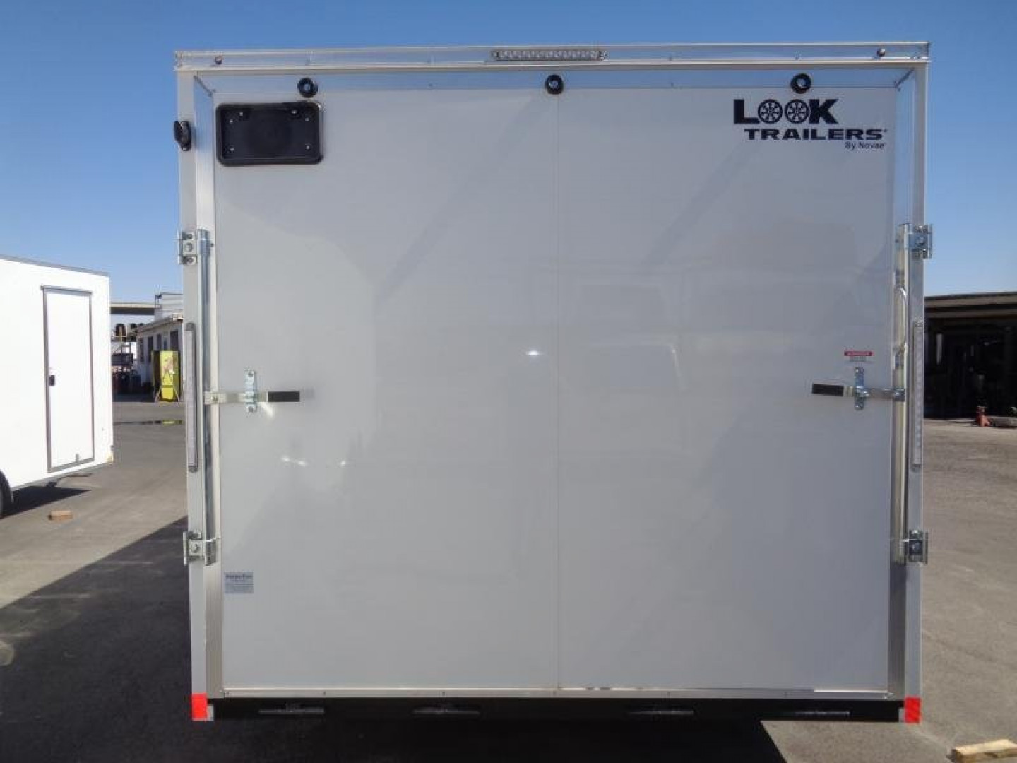 New 2025 Look 8.5x24 Car Hauler - Element SE - V-Nose Car Hauler