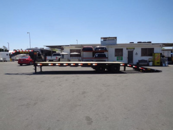 New 2025 Big Tex Trailers 22GN-30D5A Gooseneck Flatbed Trailer