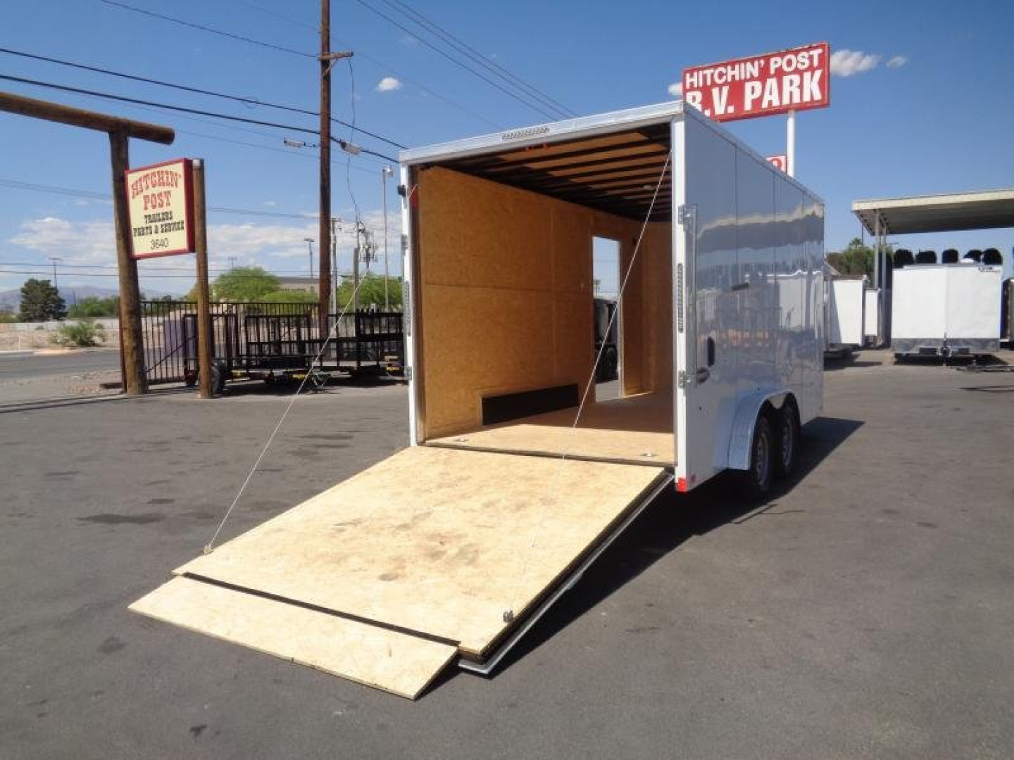 New 2024 Look Trailers Ll Cargo - Element Se Ft V-nose Tandem Cargo / Enclosed Trailer
