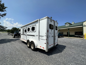 Used 2005 Sundowner Sunlite 727 Horse Trailer