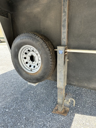 Used 2005 Sundowner Sunlite 727 Horse Trailer