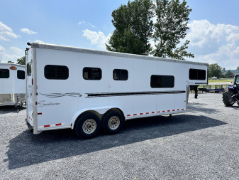 Used 2005 Sundowner Sunlite 727 Horse Trailer
