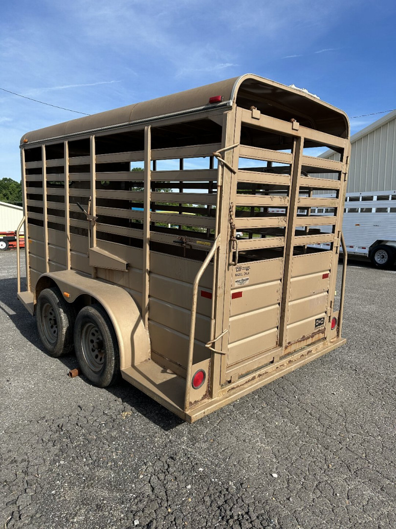 Used 1997 CM 14' Stock Trailer