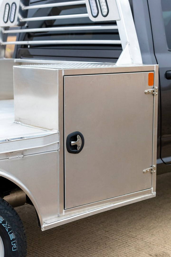 New 2025 CM Truck Beds ALUM SK DELUX Truck Bed