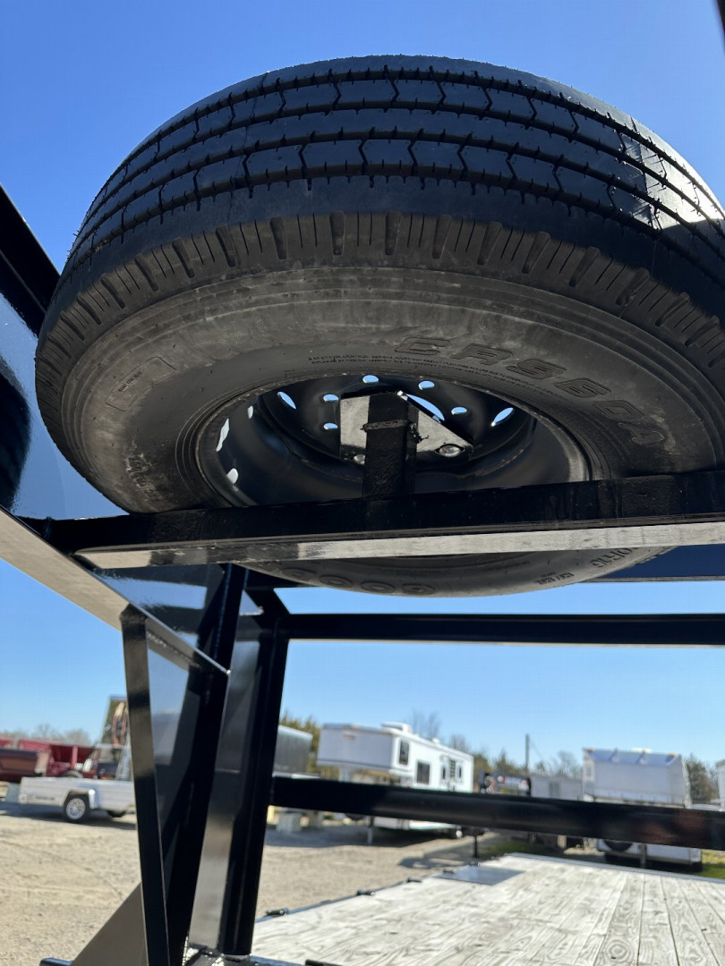 Used 2024 PJ Trailers Deckover Trailer