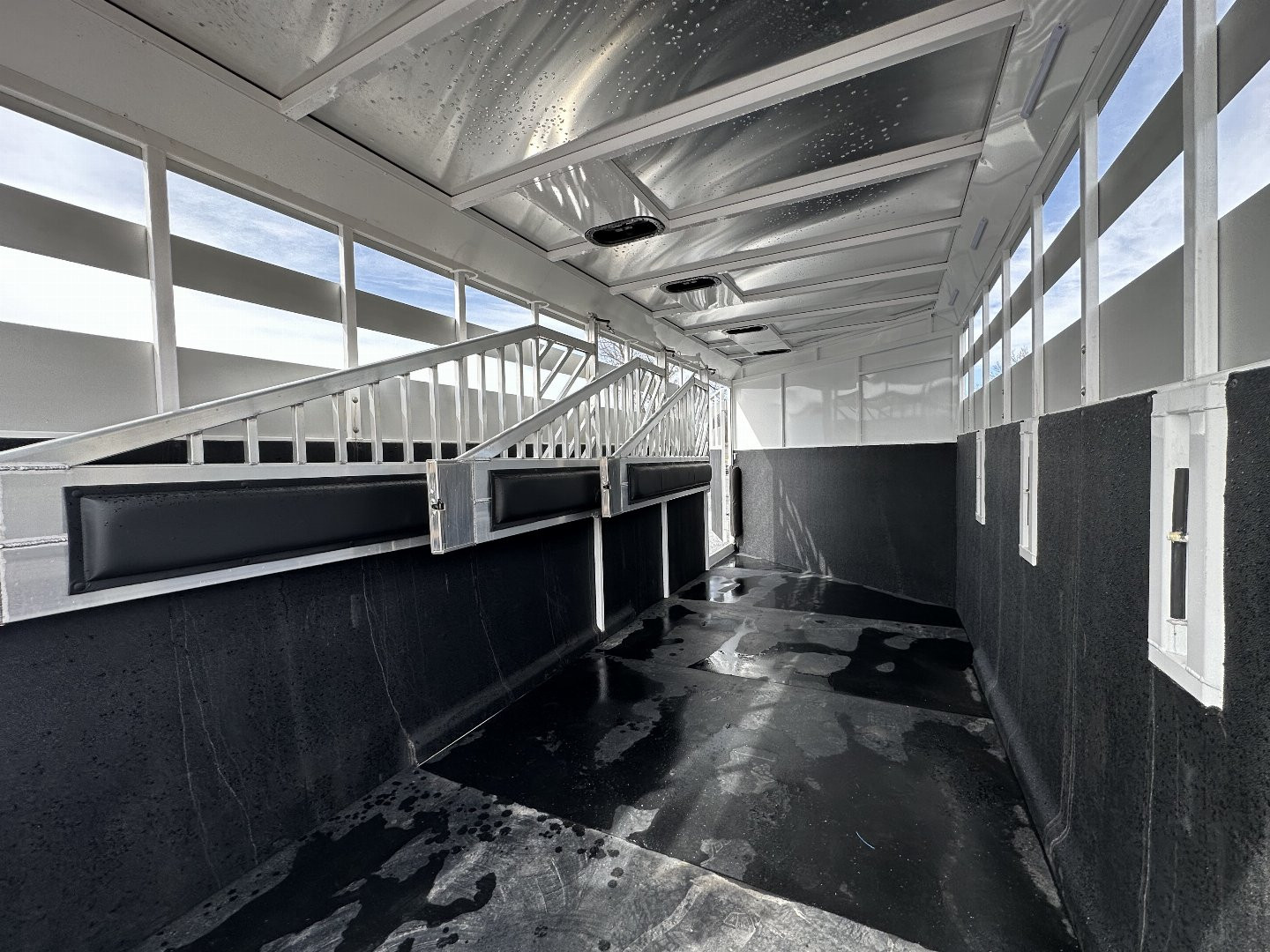 New 2025 Trails West 4H SANTA FE Horse Trailer