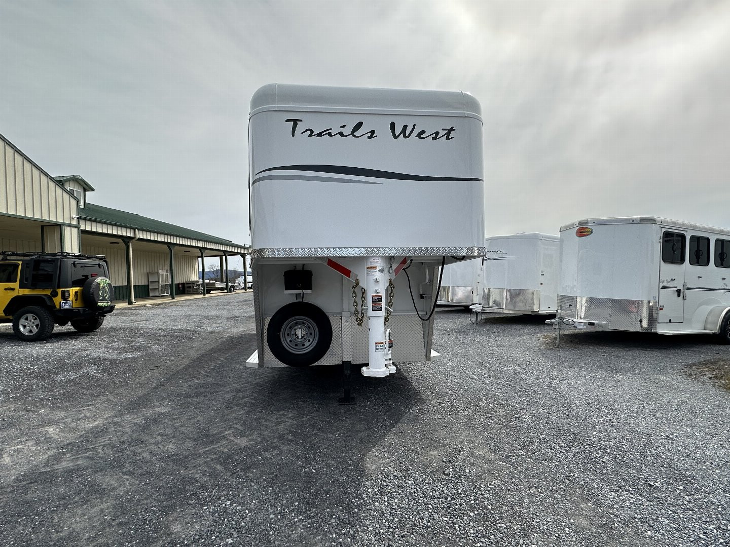 New 2025 Trails West 4H SANTA FE Horse Trailer