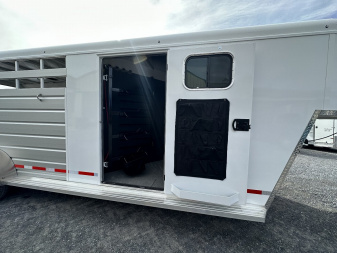New 2025 Trails West 4H SANTA FE Horse Trailer