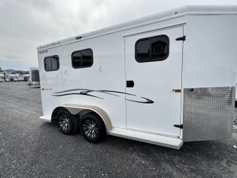 New 2025 Trails West 2H BP CLASSIC Warm Blood Horse Trailer