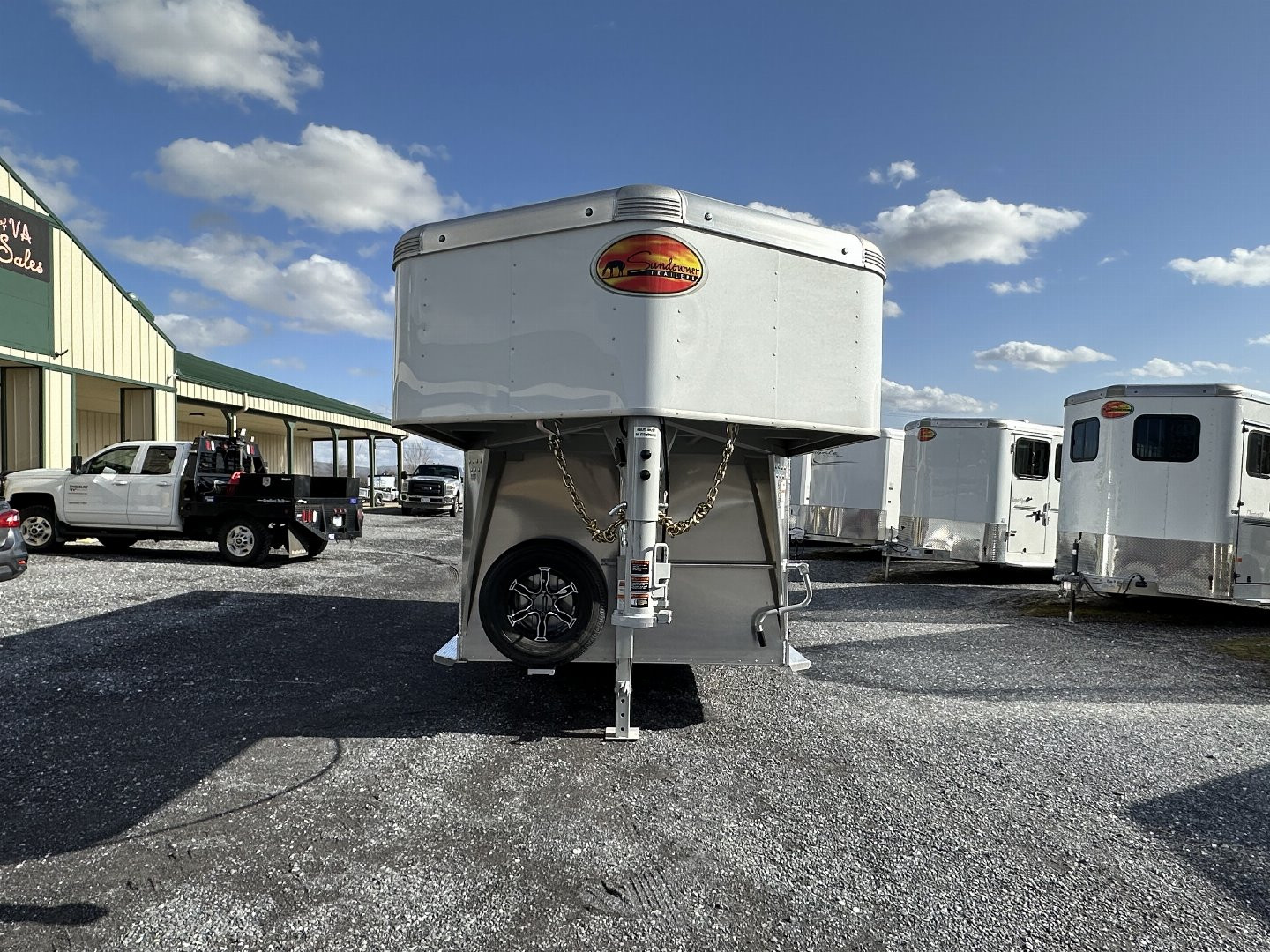 New 2025 Sundowner 16' GN RANCHER EXPRESS Stock / Stock Combo Trailer