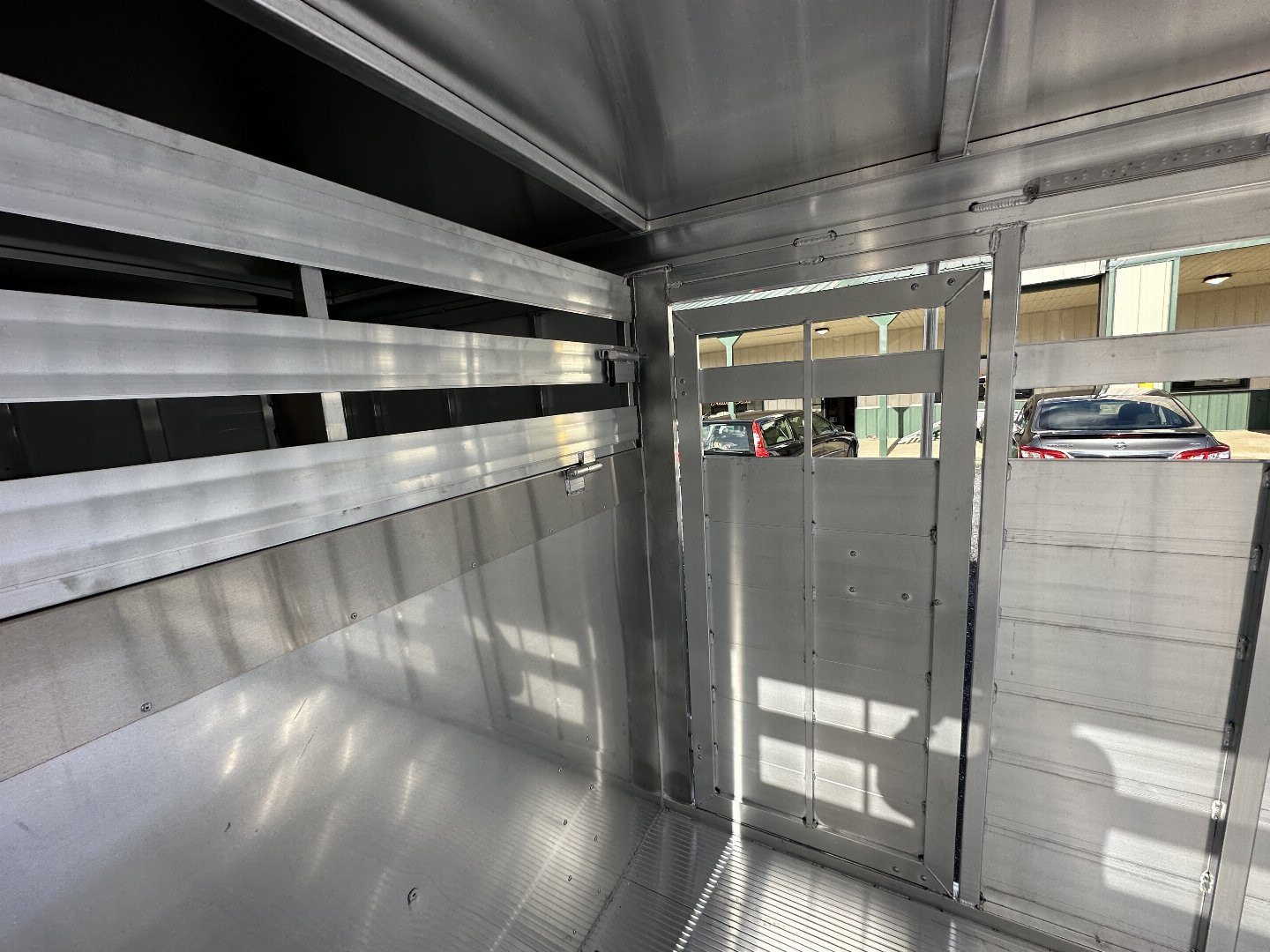 New 2025 Sundowner 16' GN RANCHER EXPRESS Stock / Stock Combo Trailer