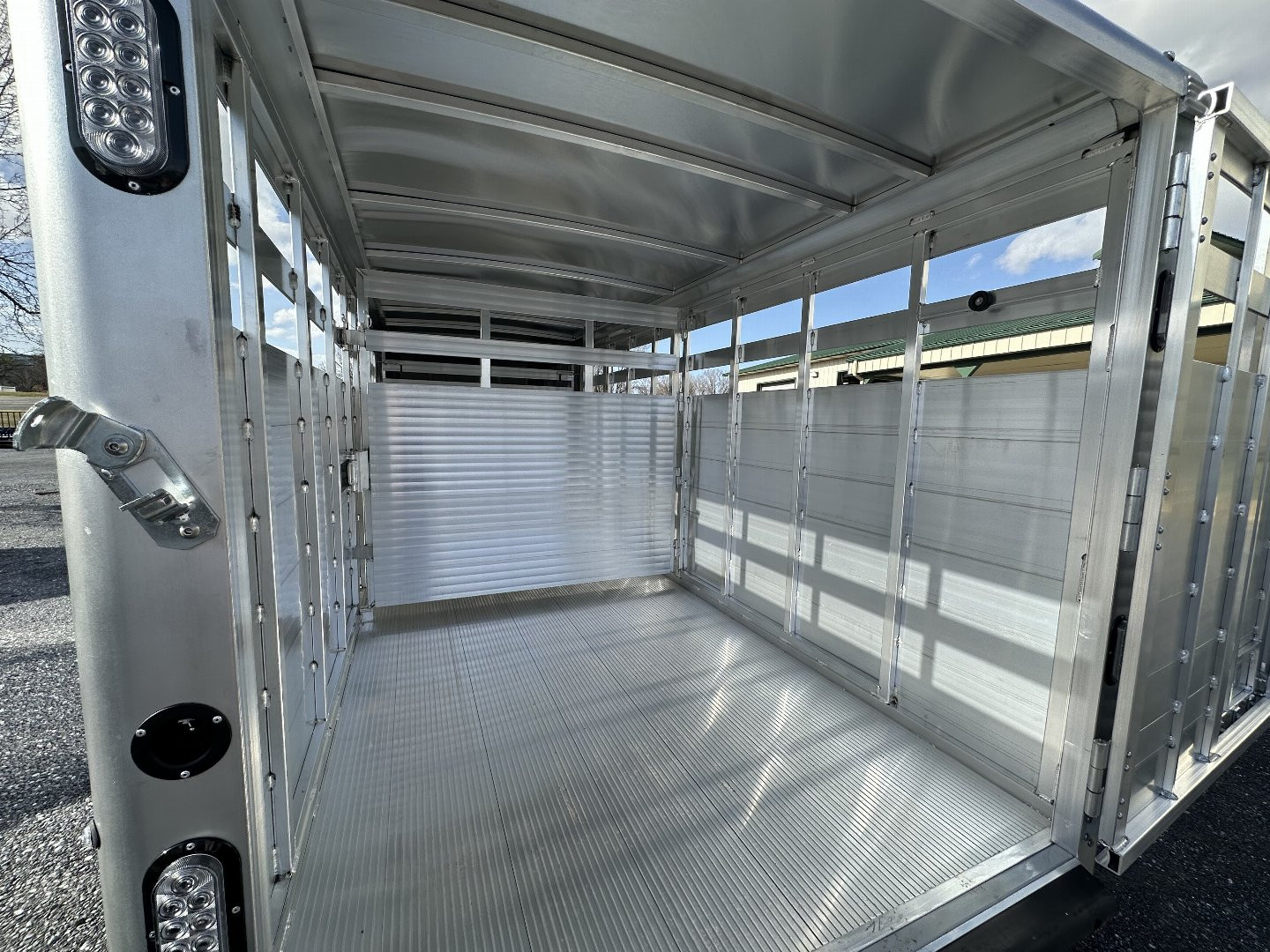 New 2025 Sundowner 16' GN RANCHER EXPRESS Stock / Stock Combo Trailer