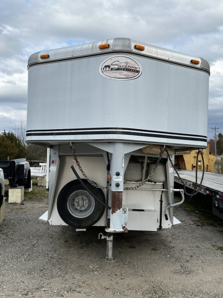 Used 2002 Sundowner 3H Trail Blazer III Horse Trailer
