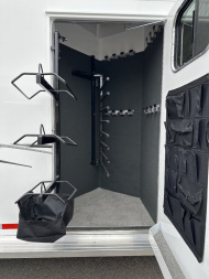 New 2025 Trails West 3H Classic GN Side Tack WB Horse Trailer