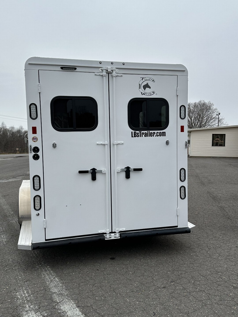 New 2025 Trails West Classic 3H BP WB Horse Trailer