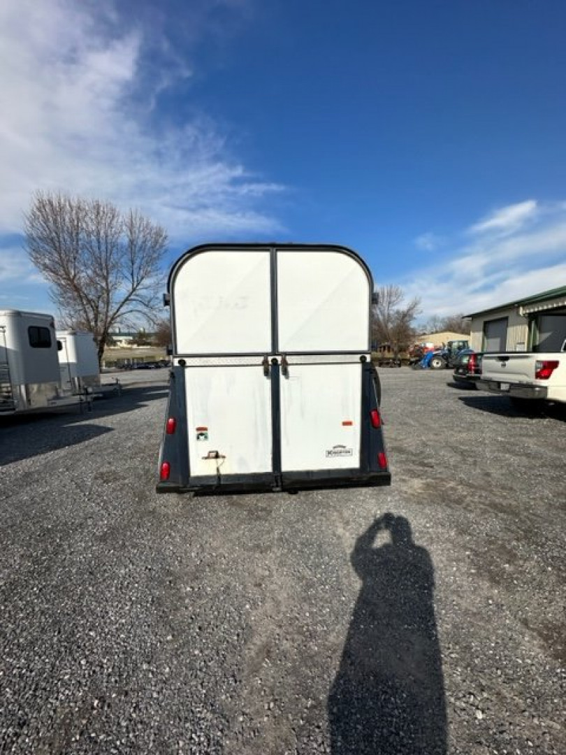 Used 1988 Kingston Trailers 2H GN Straight Load Horse Trailer