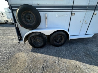 Used 1988 Kingston Trailers 2H GN Straight Load Horse Trailer