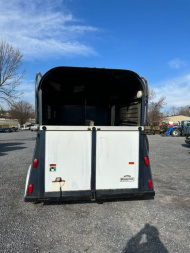 Used 1988 Kingston Trailers 2H GN Straight Load Horse Trailer
