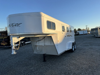 New 2025 Trails West Horse Trailer