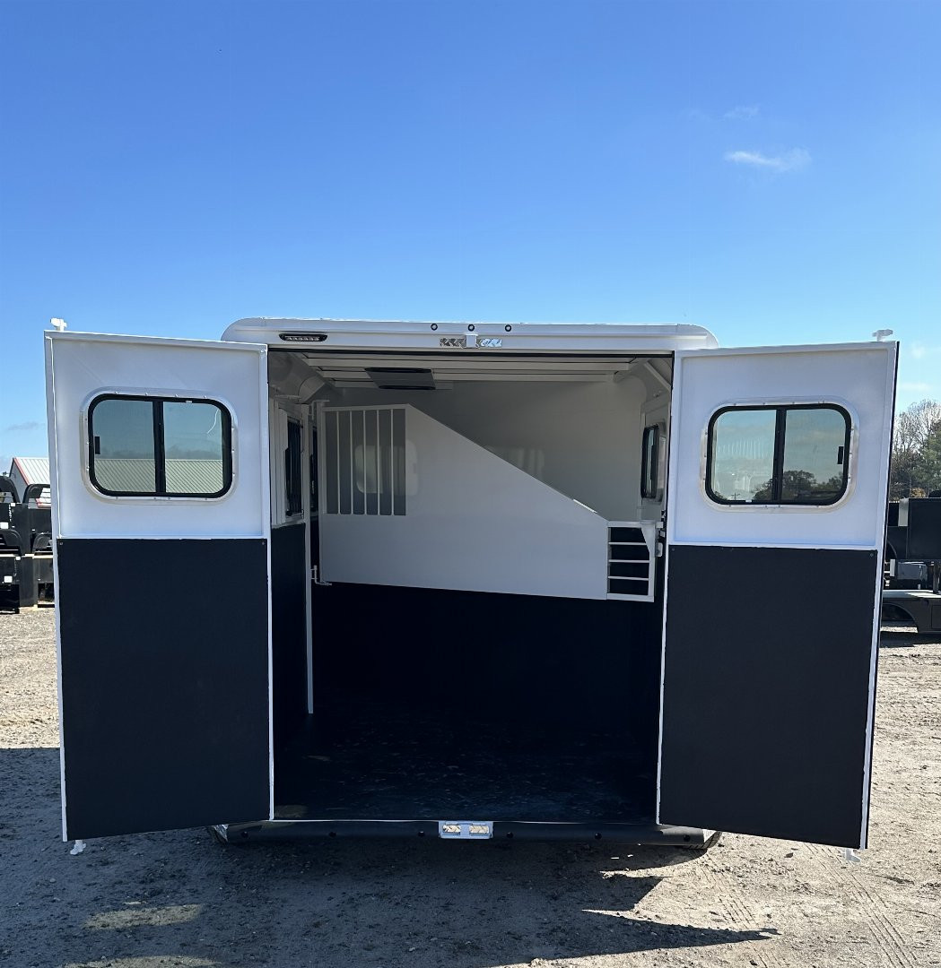 New 2025 Trails West Horse Trailer