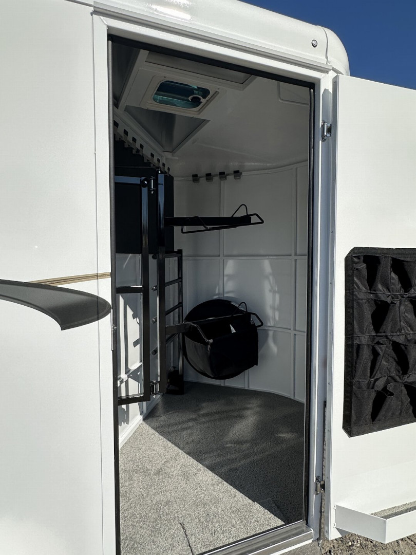 New 2025 Trails West Horse Trailer
