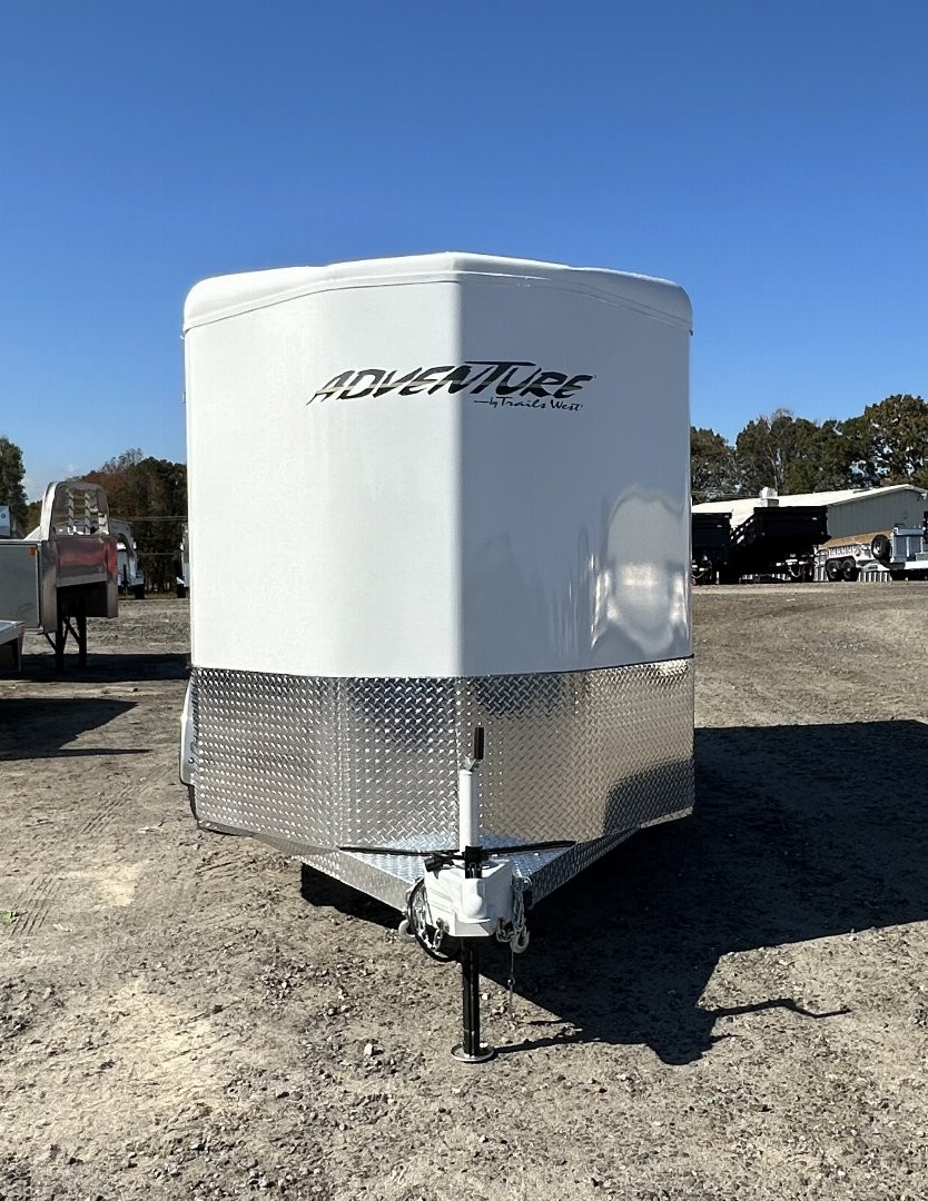 New 2025 Trails West Horse Trailer