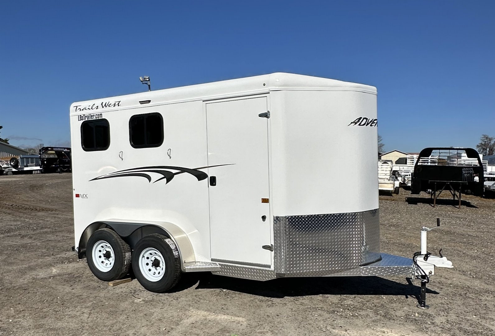 New 2025 TRAILS WEST ADVENTURE MX II 2H SLANT LOAD