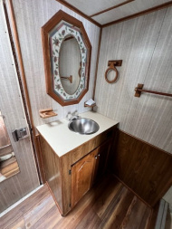 Used 1991 4-Star Trailers 4 Horse w/ LQ & Mid tack Horse Trailer