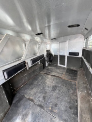 Used 1991 4-Star Trailers 4 Horse w/ LQ & Mid tack Horse Trailer