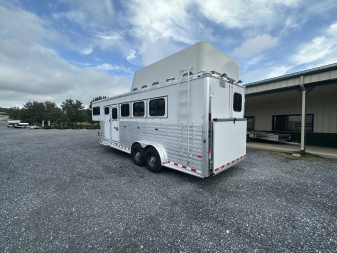Used 2014 SUNDOWNER Upgraded Rancher Sport Horse Trailer