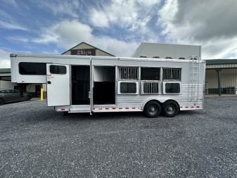 Used 2014 SUNDOWNER Upgraded Rancher Sport Horse Trailer
