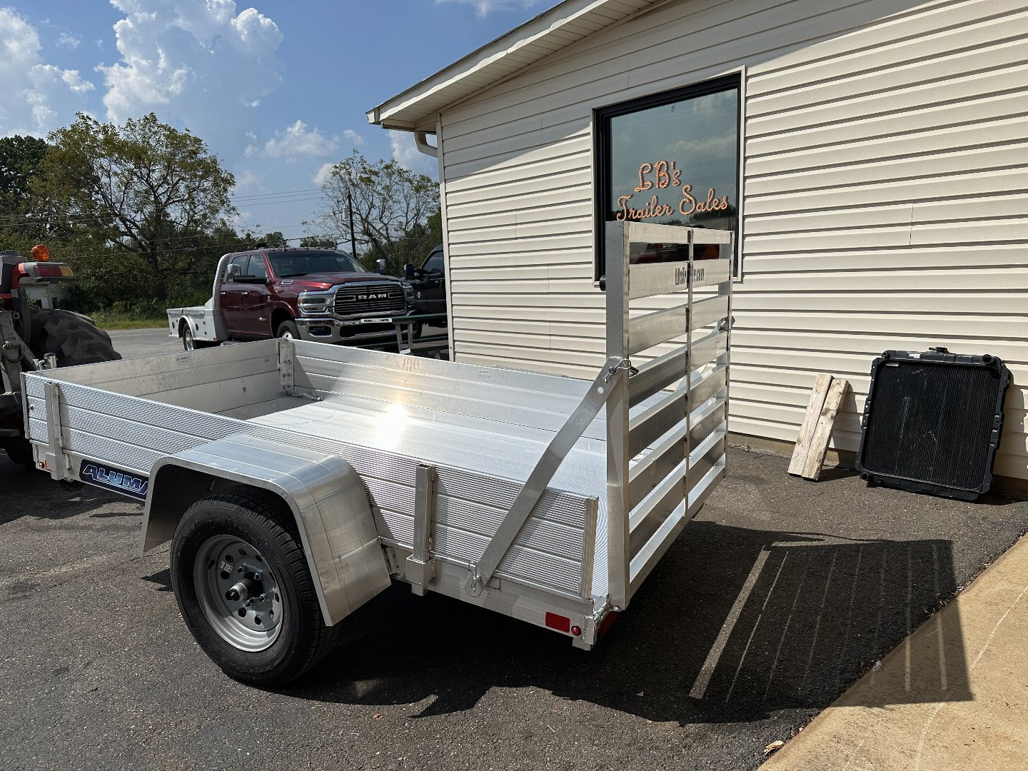 New 2025 Aluma 548ESA-S Utility Trailer