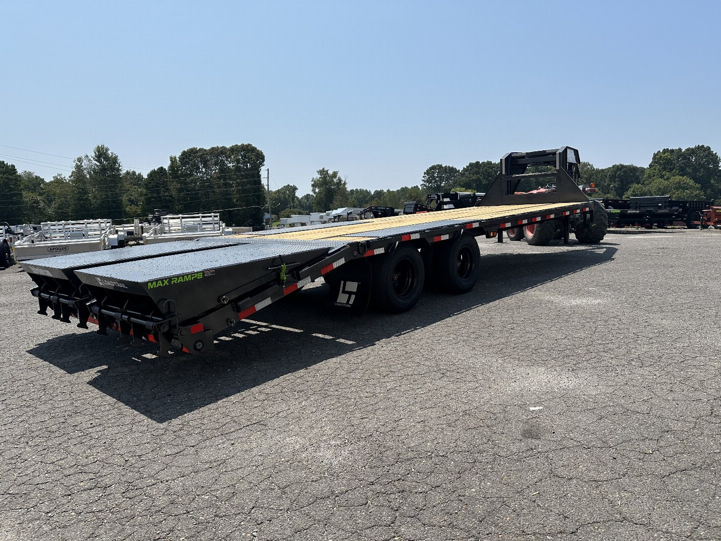 New 2025 Load Trail GP 102 X 28 GN Equipment Trailer