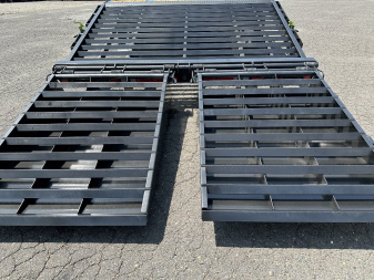 New 2025 Load Trail GP 102 X 28 GN Equipment Trailer
