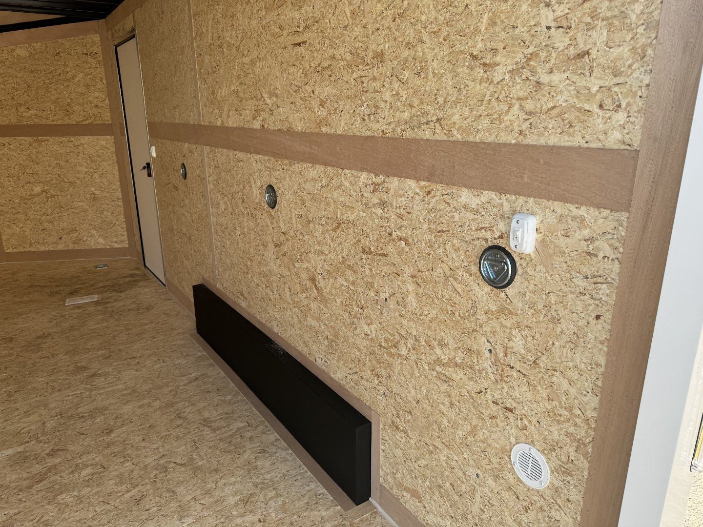 New 2025 Cross Trailers 7.5 x 16 Alpha Cargo / Enclosed Trailer