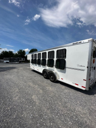 New 2025 Sundowner 6H SUPER SPORT Horse Trailer