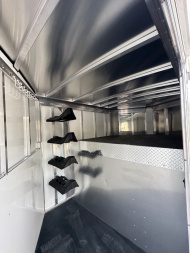 New 2025 Sundowner 6H SUPER SPORT Horse Trailer