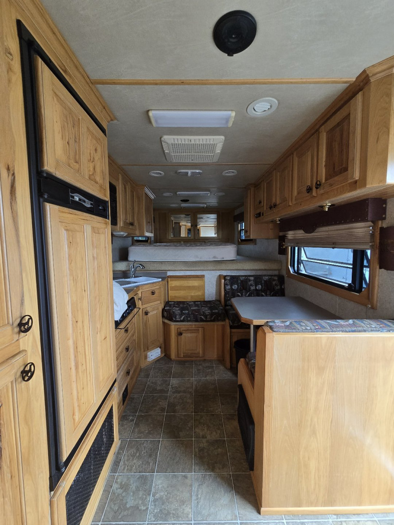 Used 2005 3H Elite w/12' Outlaw LQ