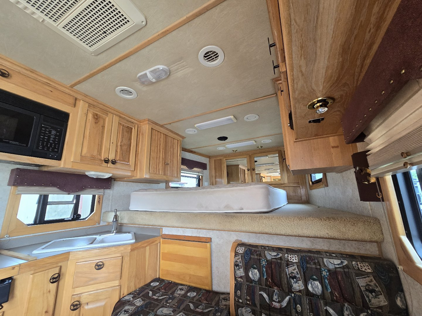 Used 2005 3H Elite w/12' Outlaw LQ
