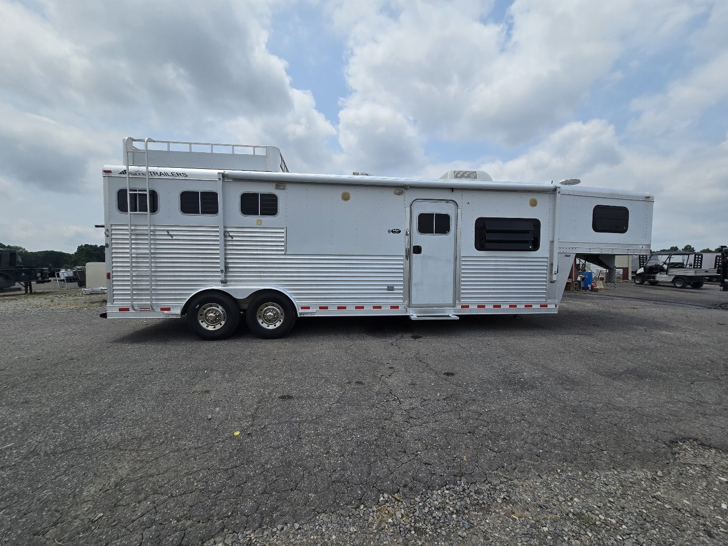 Used 2005 3H Elite w/12' Outlaw LQ