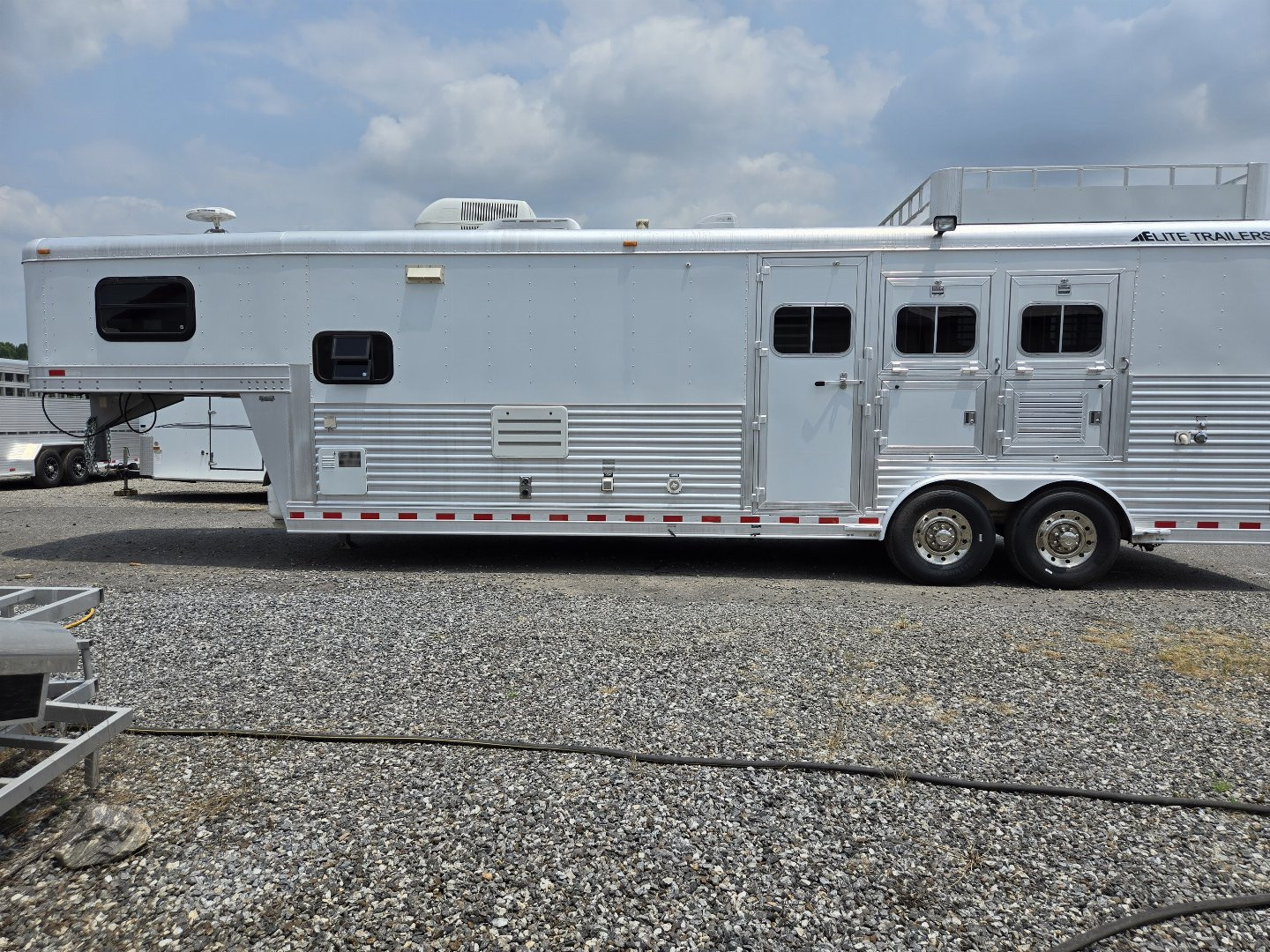 Used 2005 3H Elite w/12' Outlaw LQ