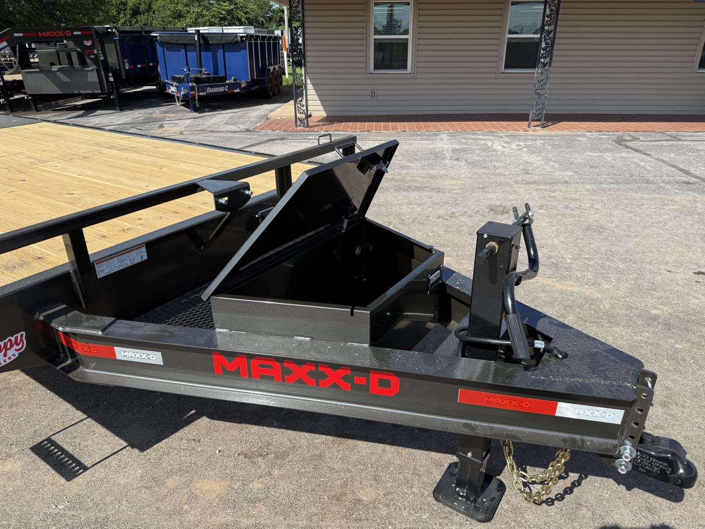 New 2026 MAXX-D 102”x24’ BP Deckover Flatbed – DOX