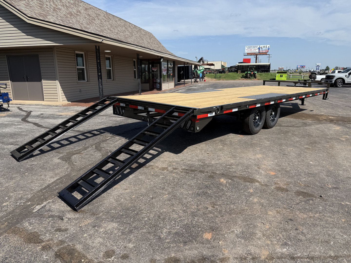 New 2026 MAXX-D 102”x24’ BP Deckover Flatbed – DOX