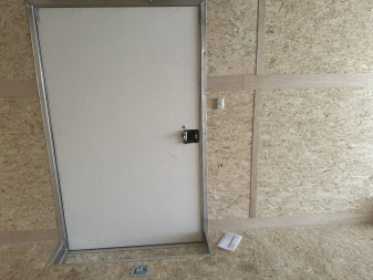 New 2025 Cross Trailers 8.5x24 Alpha Series Cargo / Enclosed Trailer