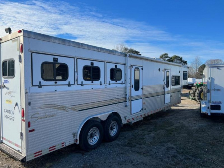 Used 2000 Sundowner Trailers Sierra 3H 8012 LQ w/4' slant wall mid tack Horse Trailer