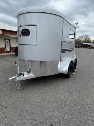 New 2024 Bee 2H Wrangler Horse Trailer