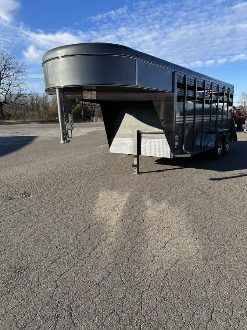 New 2024 Bee 16" GN Stock Stock / Stock Combo Trailer